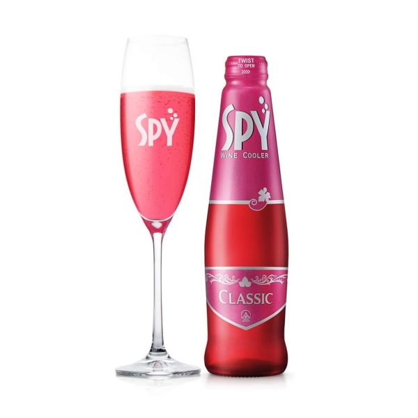 spy cocktail classic wine cooler speciaal voor in de thaise keuken die verkrijgbaar is in the online thaise webshop from Bew Thai. De lekkerste ingredient voor meals