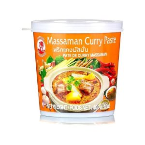 COCK Brand Massaman Cutty Paste 24x400GR speciaal voor in de thaise keuken die verkrijgbaar is in the online thaise webshop from Bew Thai. De lekkerste ingredient voor meals